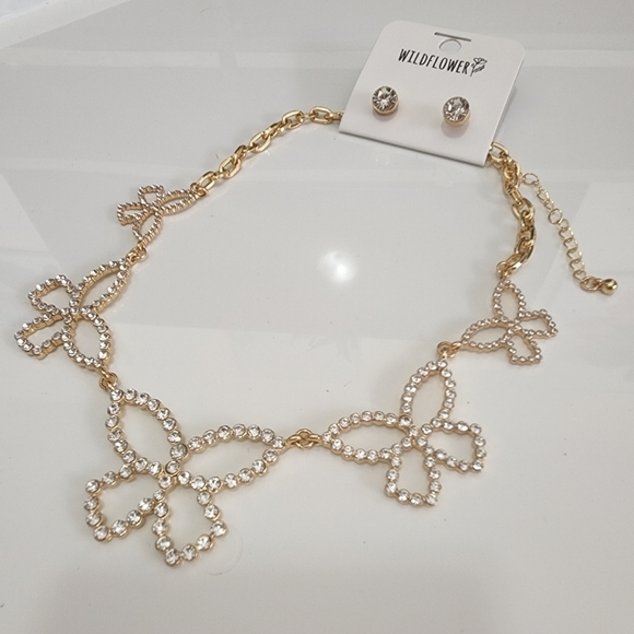 NEW Butterfly Crystal Golden Necklace Y2K - Picture 5 of 7